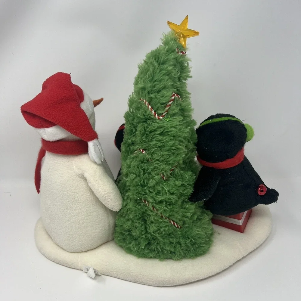 Hallmark Christmas Jingle Pals Very Merry Trio Penguins Snowman‎ Christmas Tree